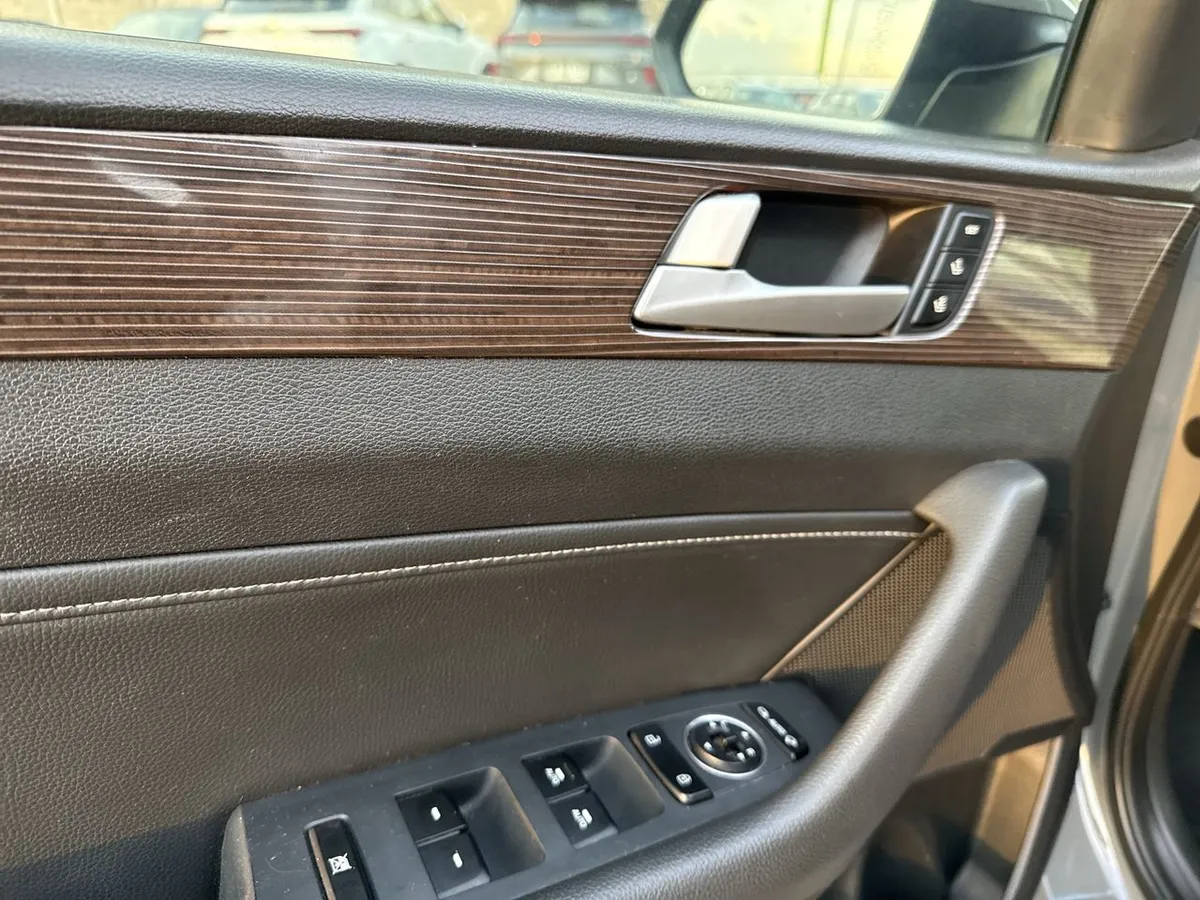 Hyundai Sonata 2.0 Hybrid Lf Hev Value 4x2 At 4p año 2021