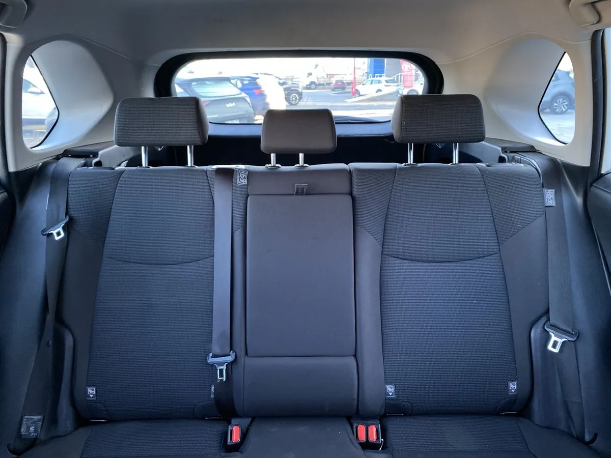 Toyota Rav 4 2.0 Le 4x2 Cvt At 5p año 2022