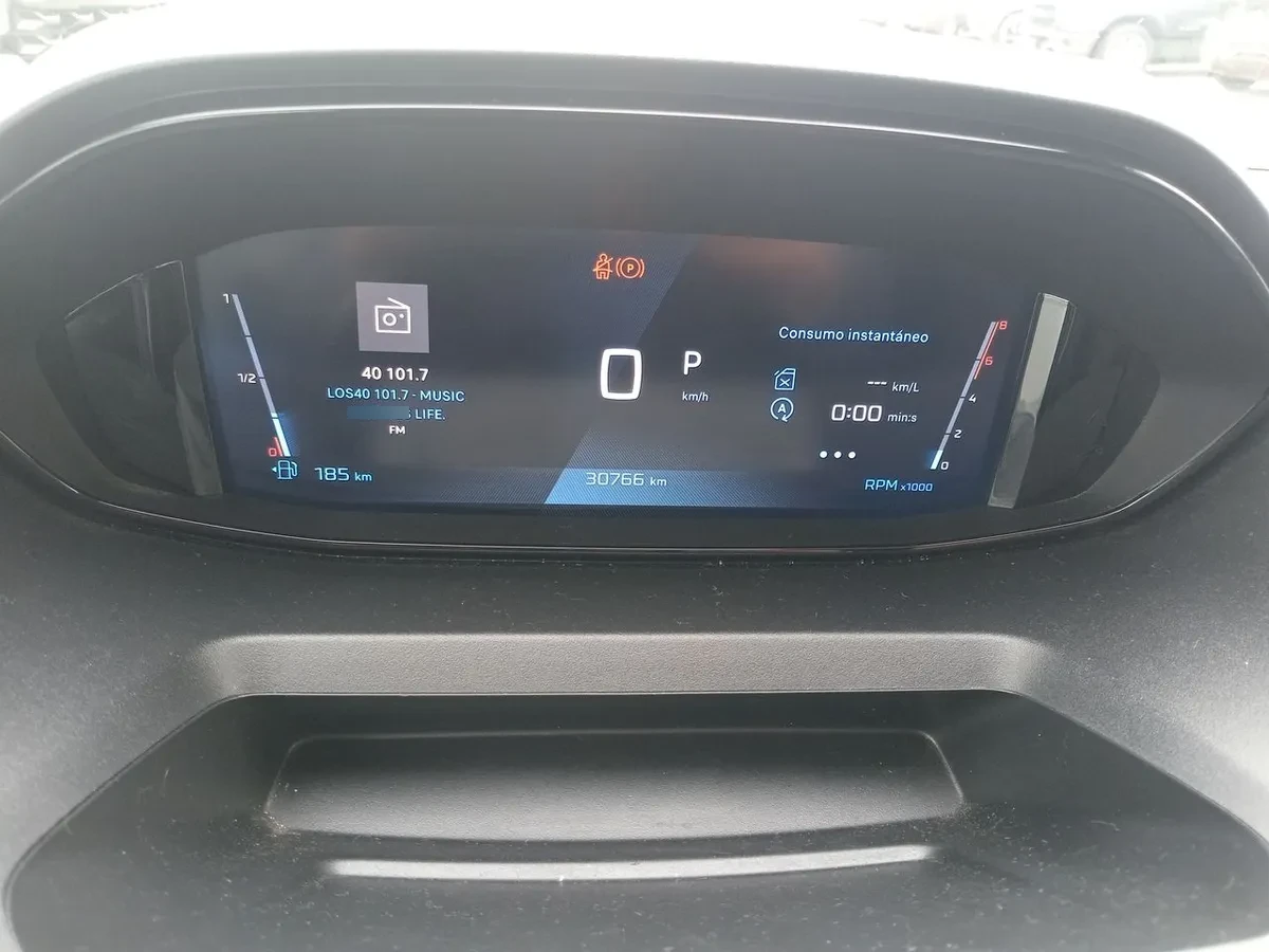 Peugeot Rifter 1.5 Allure Bluehdi Diesel 130hp 4x2 Eat8 5p año 2025