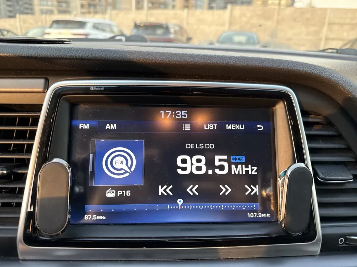 Hyundai Sonata 2.0 Hybrid Lf Hev Value 4x2 At 4p año 2021