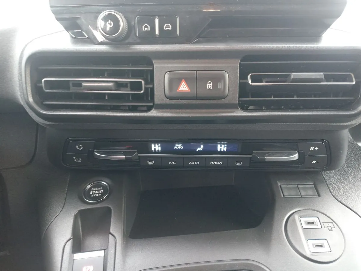 Peugeot Rifter 1.5 Allure Bluehdi Diesel 130hp 4x2 Eat8 5p año 2025