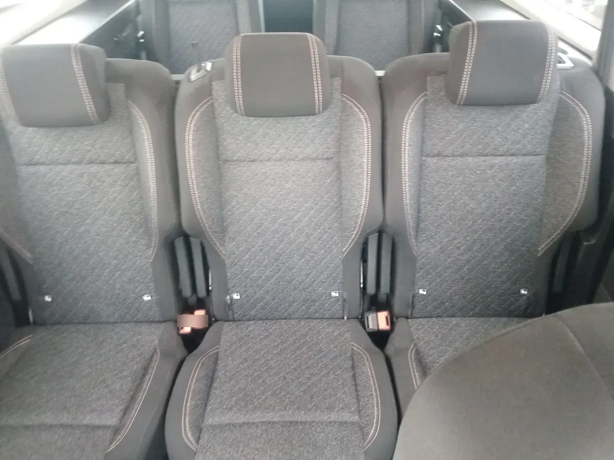 Peugeot Rifter 1.5 Allure Bluehdi Diesel 130hp 4x2 Eat8 5p año 2025