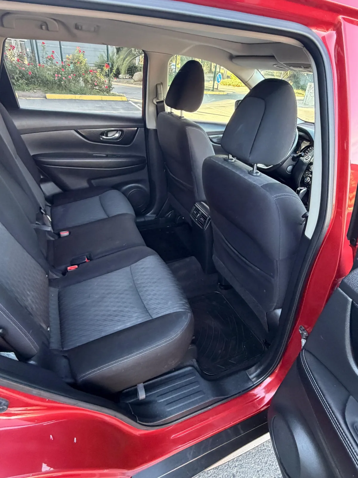 NISSAN X-TRAIL 2.5 Sense Cvt 2f At 4x4 año 2019