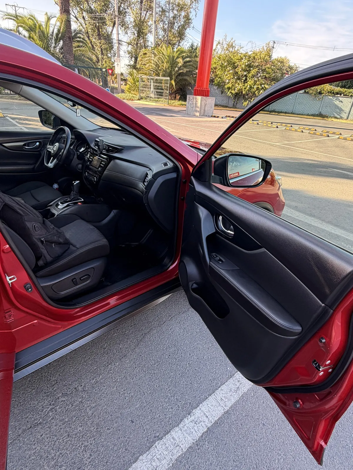 NISSAN X-TRAIL 2.5 Sense Cvt 2f At 4x4 año 2019