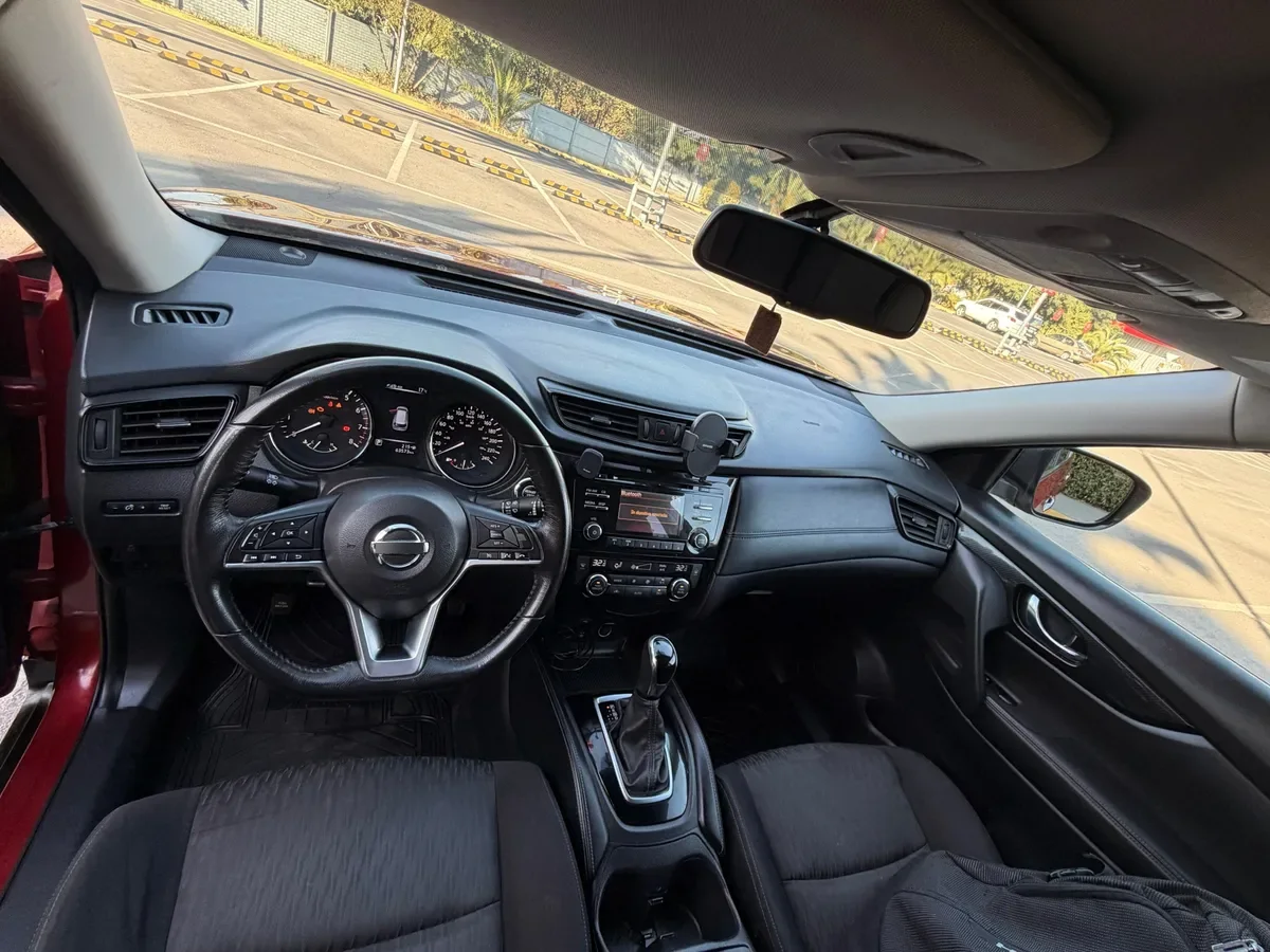 NISSAN X-TRAIL 2.5 Sense Cvt 2f At 4x4 año 2019
