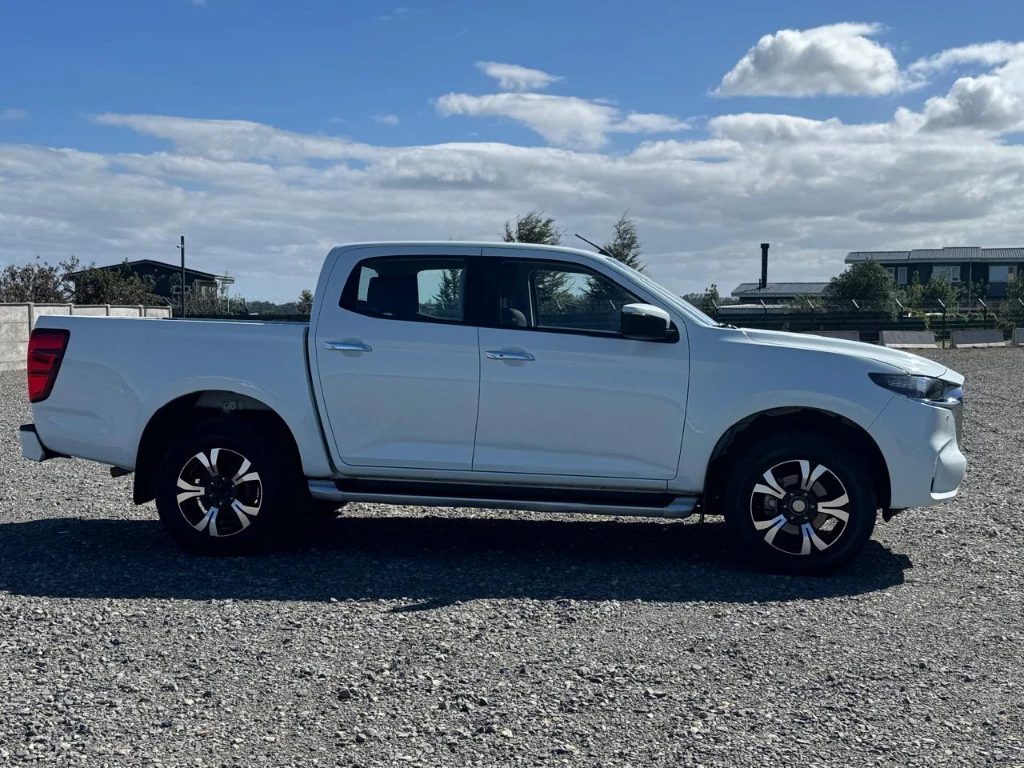 Mazda Bt-50 High 4x4 Mt 3.0 año 2022