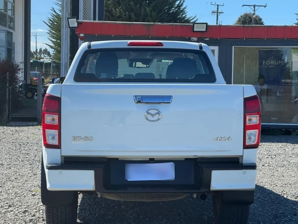 Mazda Bt-50 High 4x4 Mt 3.0 año 2022