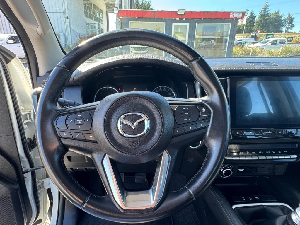 Mazda Bt-50 High 4x4 Mt 3.0 año 2022