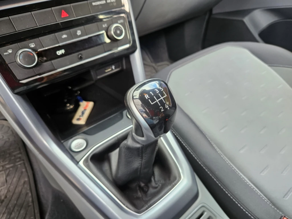 Volkswagen T-Cross T Cross 1.6 Mt Confortline año 2021