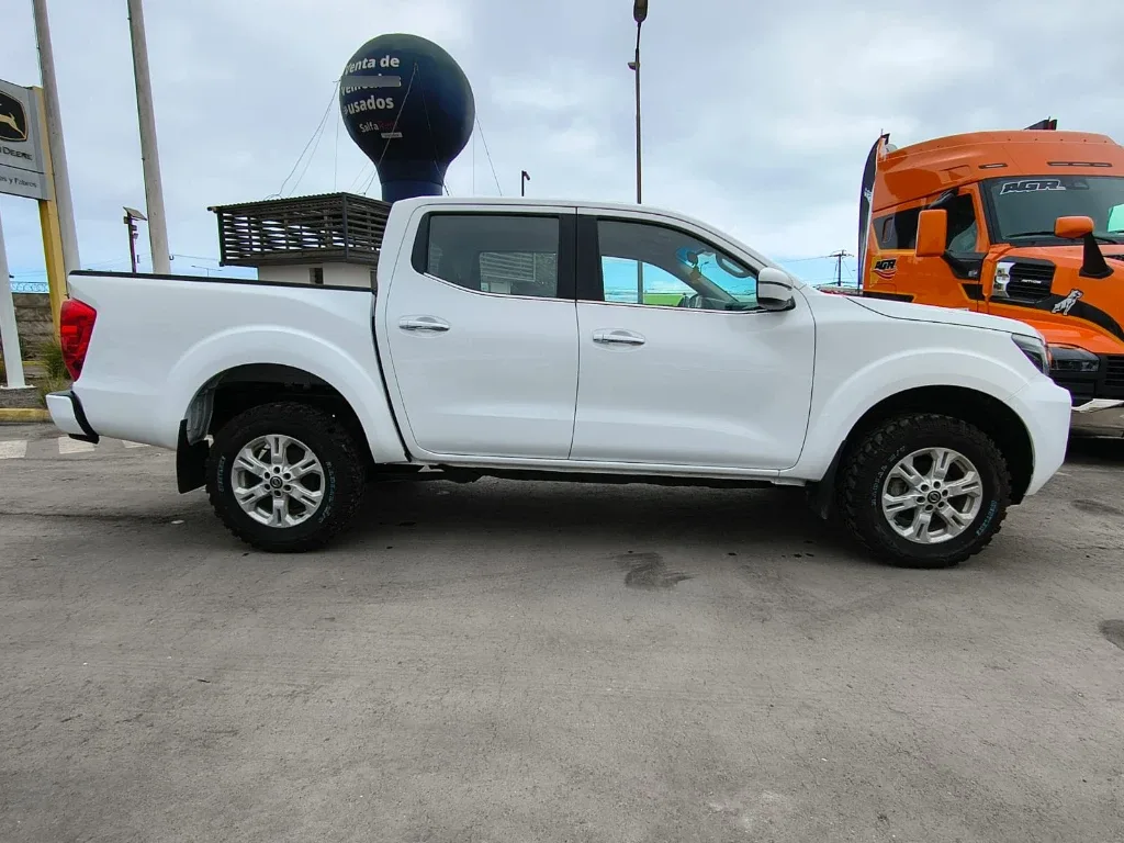 Nissan Navara Dc 4x4 2.3tdi Xe año 2023