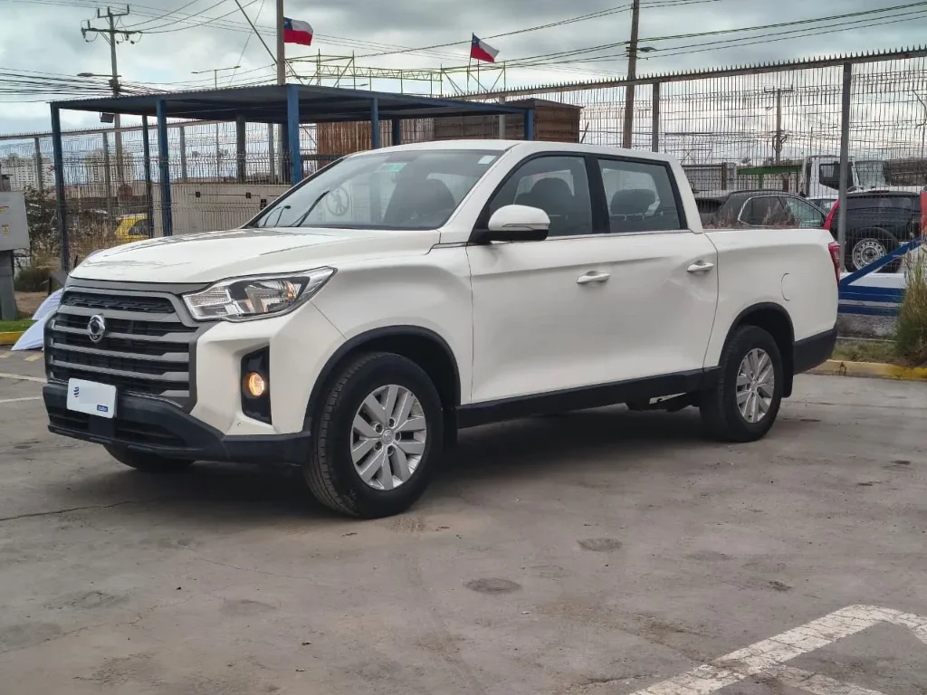 Ssangyong Grand Musso 2.2 4x2 Mt Full-Ql612 año 2023