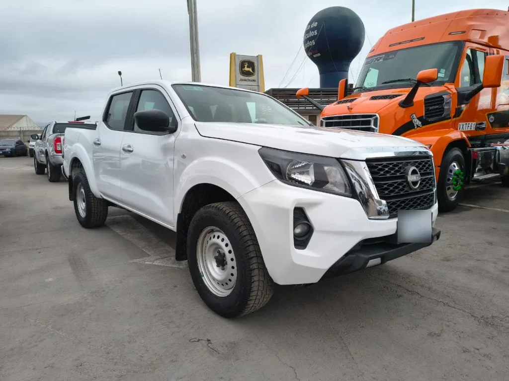 Nissan Navara Dc 4x2 2.3tdi Se año 2023