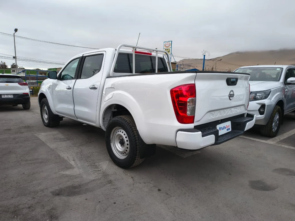 Nissan Navara Dc 4x2 2.3tdi Se año 2023