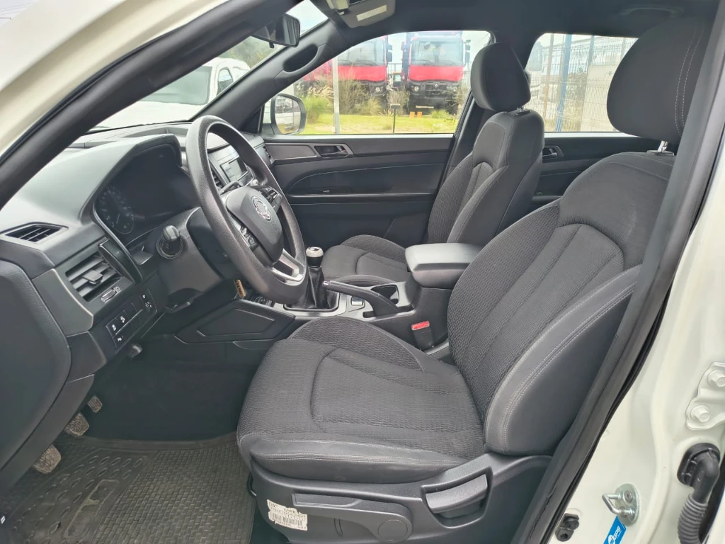 Ssangyong Grand Musso 2.2 4x2 Mt Full-Ql612 año 2023