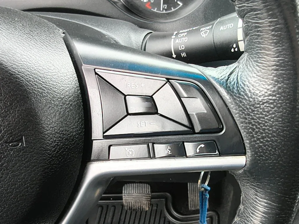 Nissan Navara Dc 4x4 2.3tdi Xe año 2023