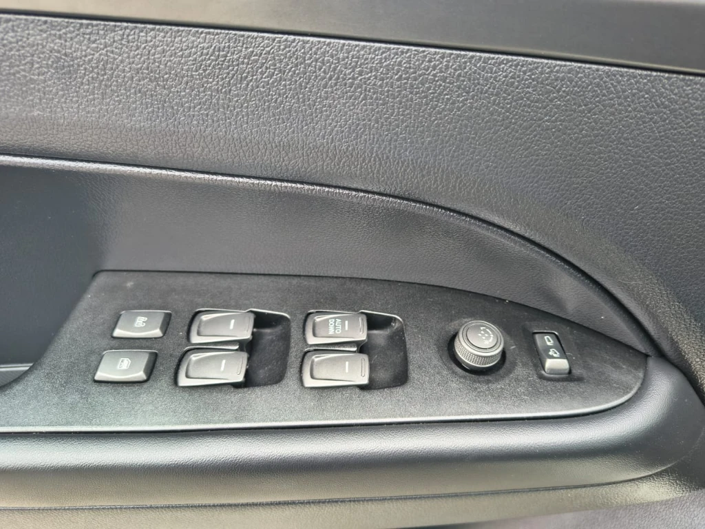 Ssangyong Grand Musso 2.2 4x2 Mt Full-Ql612 año 2023