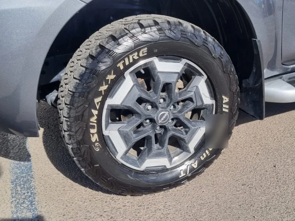 Nissan Navara Dc 4x4 2.3tdi Le año 2023