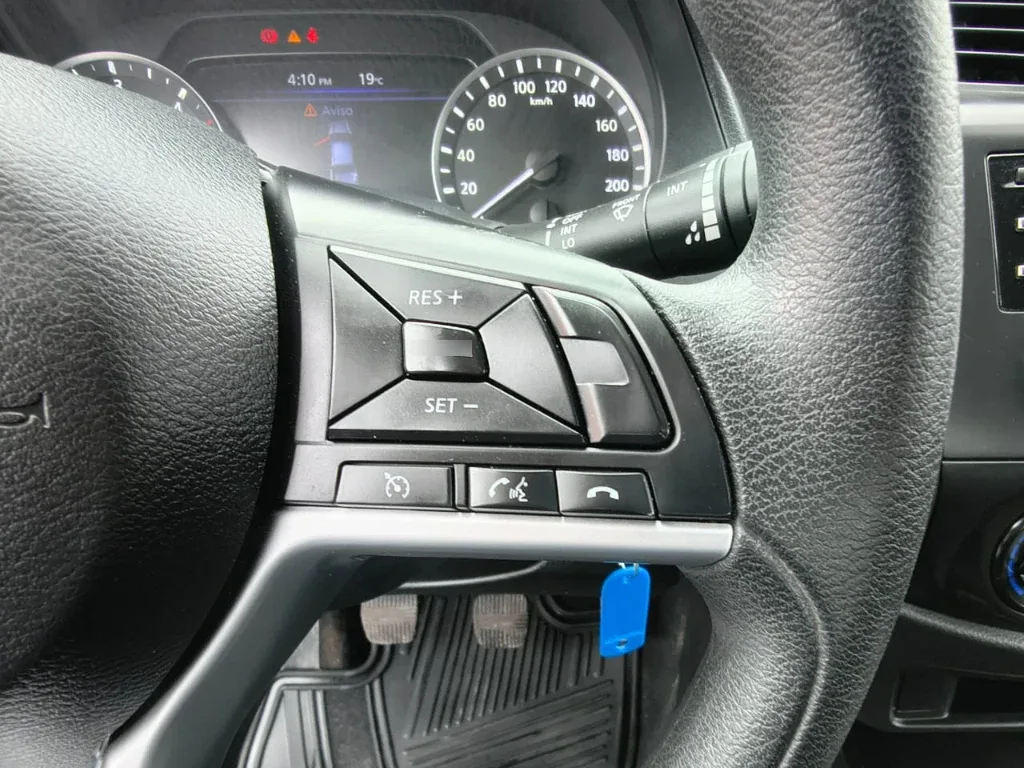 Nissan Navara Dc 4x2 2.3tdi Se año 2023