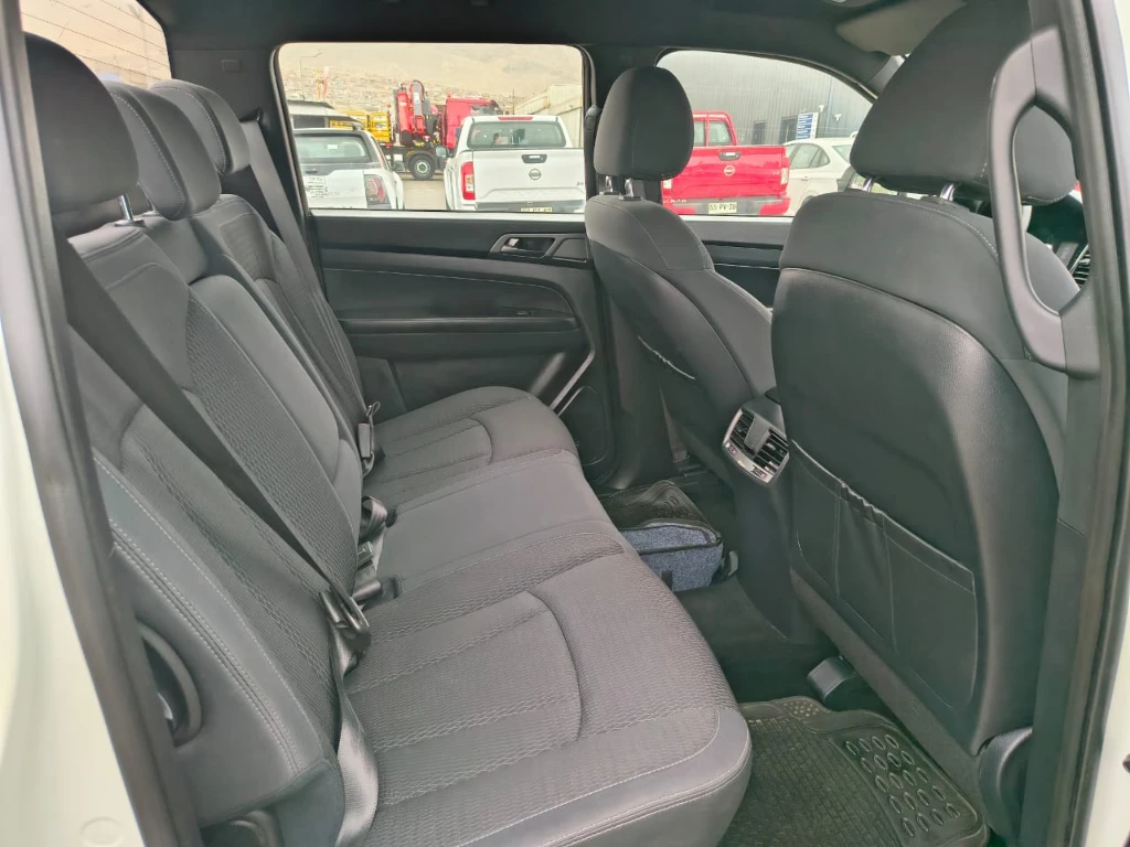 Ssangyong Grand Musso 2.2 4x2 Mt Full-Ql612 año 2023