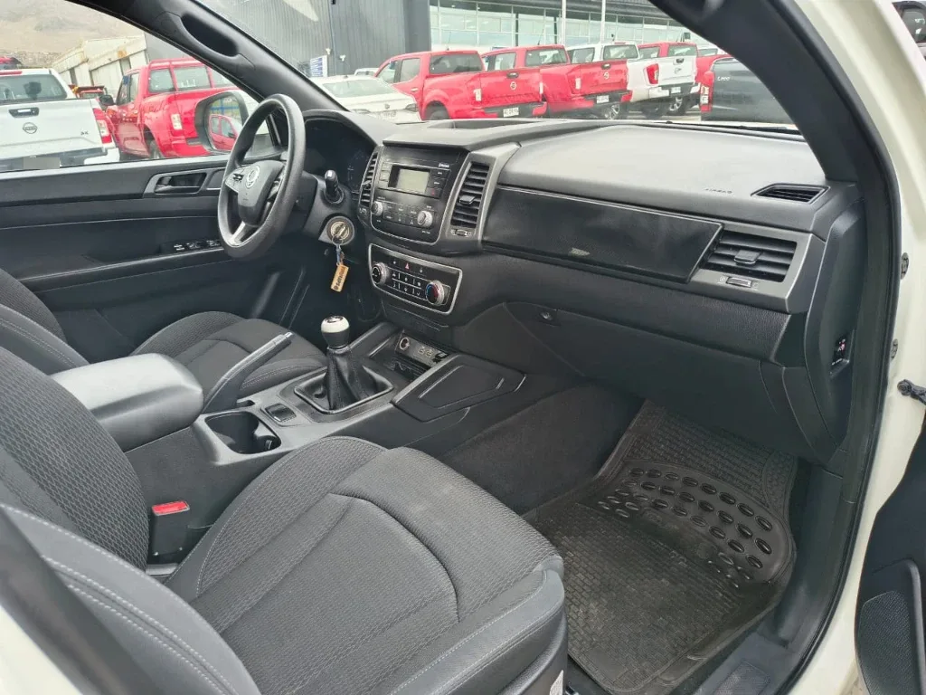 Ssangyong Grand Musso 2.2 4x2 Mt Full-Ql612 año 2023