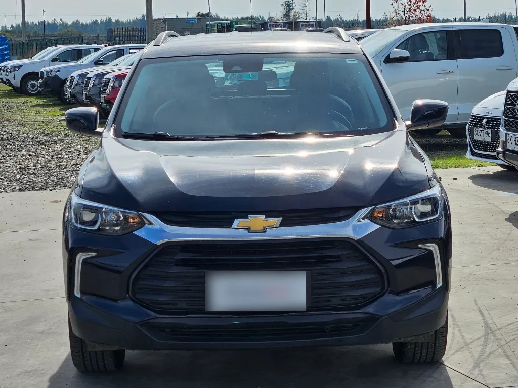 Chevrolet Tracker 1.2t Ltz R 4x2 At 5p año 2025