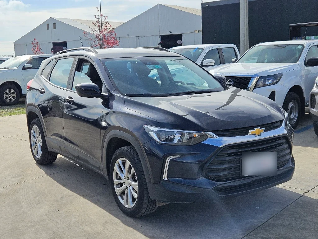Chevrolet Tracker 1.2t Ltz R 4x2 At 5p año 2025