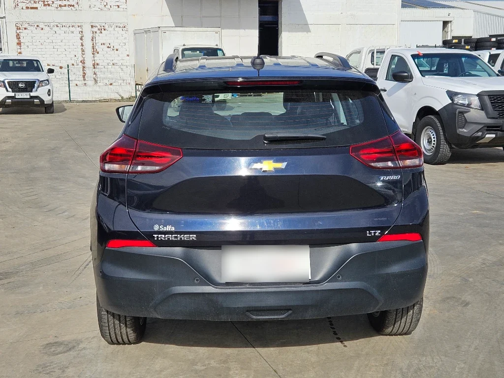 Chevrolet Tracker 1.2t Ltz R 4x2 At 5p año 2025