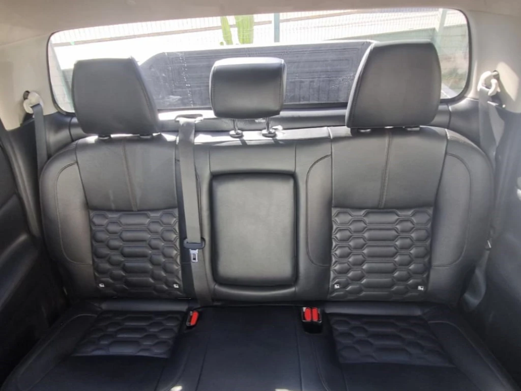 Nissan Navara Dc 4x4 2.3tdi Le año 2023