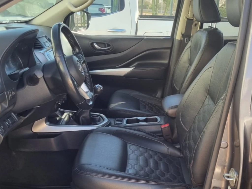 Nissan Navara Dc 4x4 2.3tdi Le año 2023