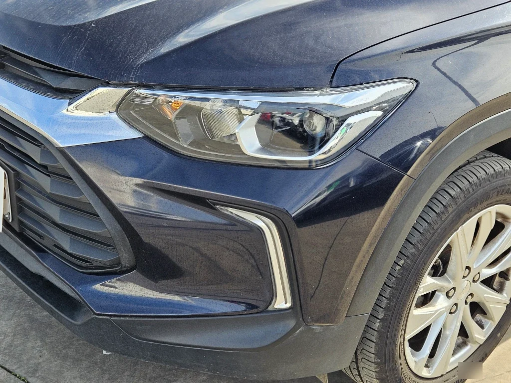 Chevrolet Tracker 1.2t Ltz R 4x2 At 5p año 2025