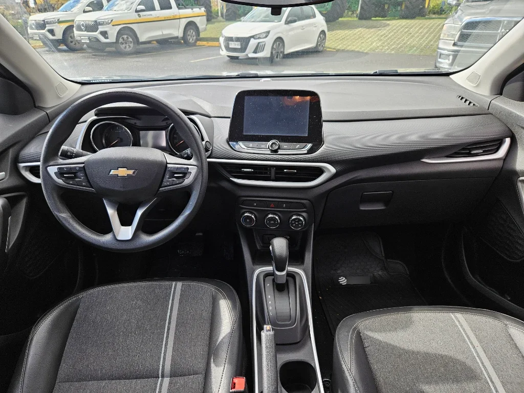 Chevrolet Tracker 1.2t Ltz R 4x2 At 5p año 2025