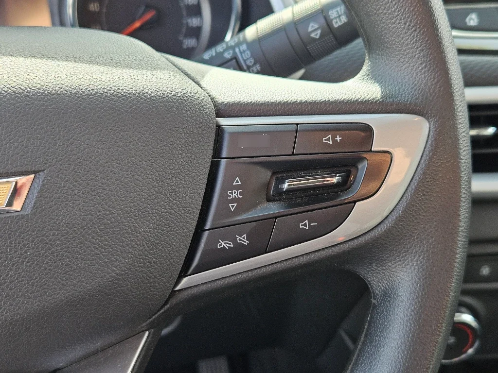 Chevrolet Tracker 1.2t Ltz R 4x2 At 5p año 2025
