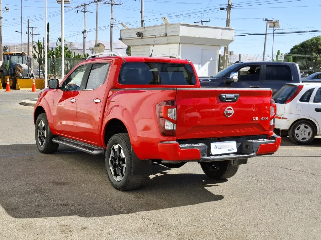 Nissan Navara Dc 4x4 2.3tdi Le año 2023