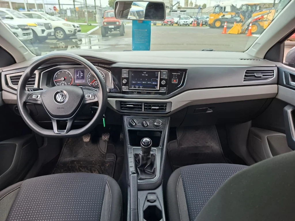 Volkswagen Virtus 1.6l Mt Comfortline año 2023