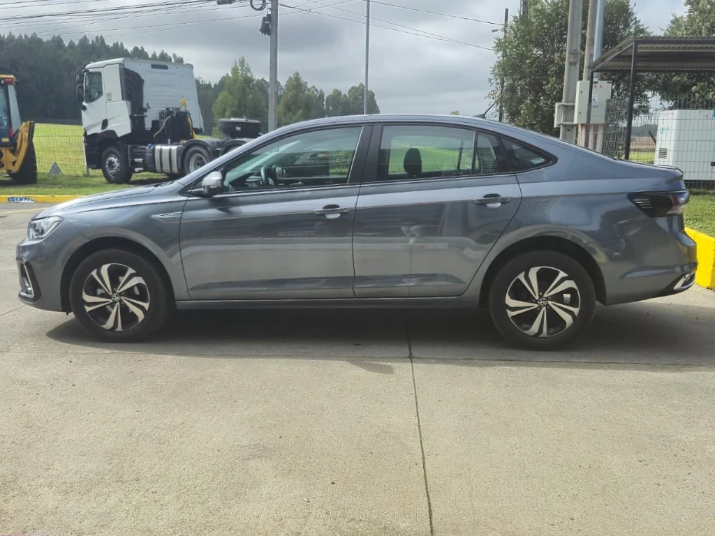 Volkswagen Virtus Confortline Tsi 1.0 Aut año 2024