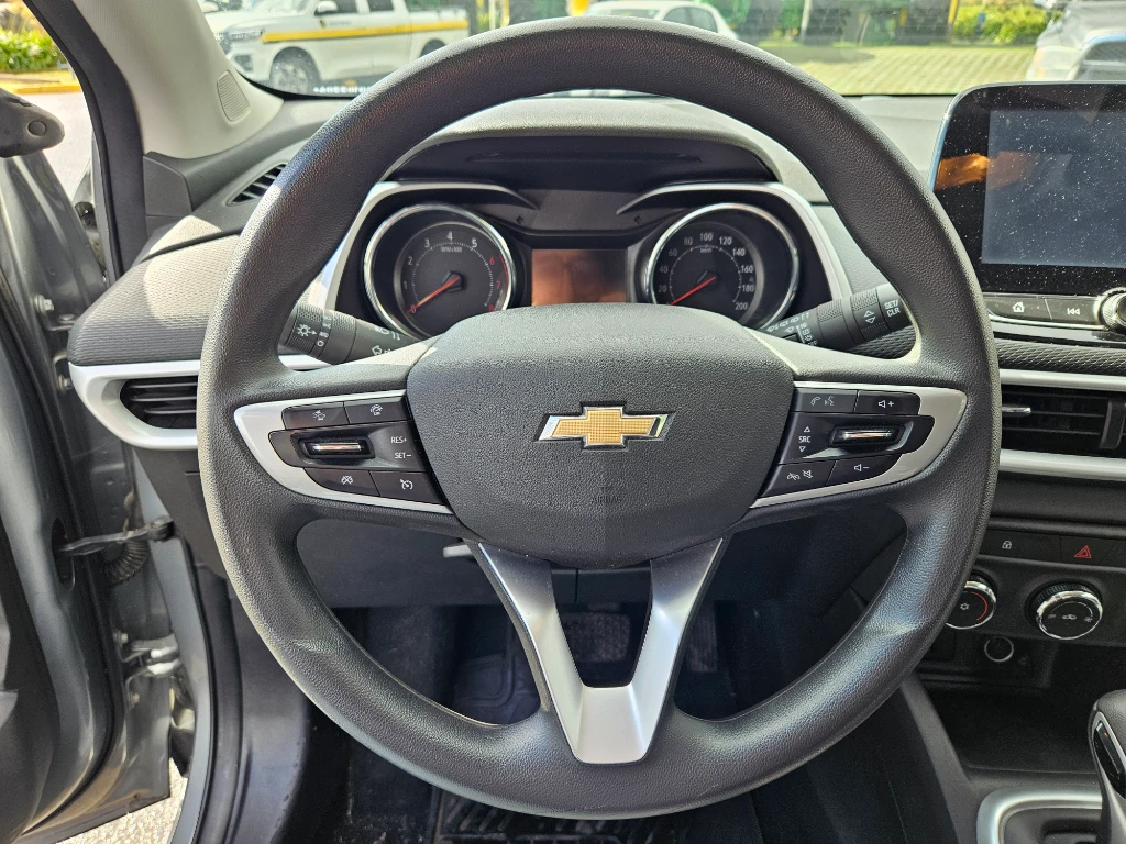 Chevrolet Tracker 1.2t Ltz R 4x2 At 5p año 2025