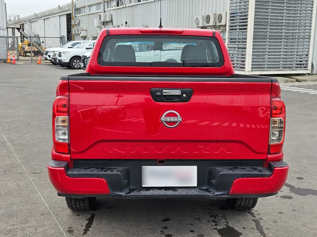 Nissan Navara Navara Dc 4x2 2.3tdi Xe año 2023