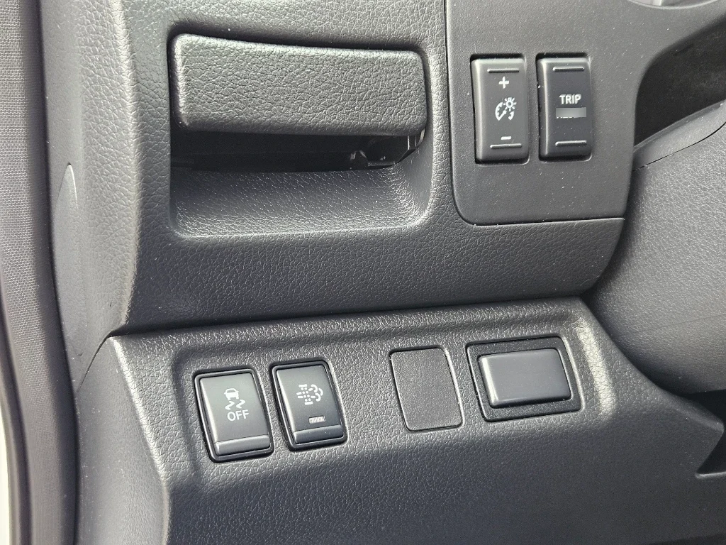 Nissan Navara Navara Dc 4x4 2.3tdi Xe año 2023