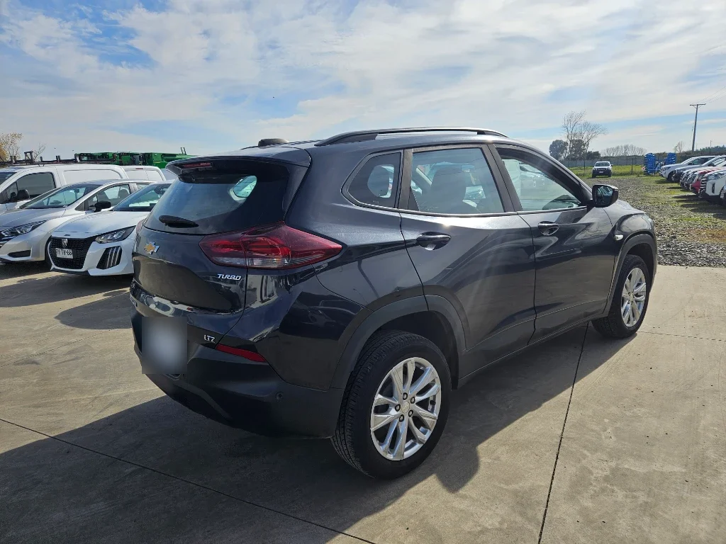 Chevrolet Tracker 1.2t Ltz R 4x2 At 5p año 2025