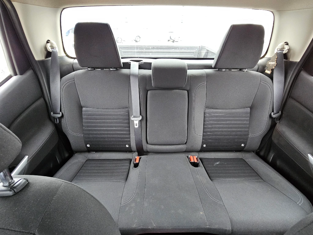 Nissan Navara Navara Dc 4x2 2.3tdi Xe año 2023