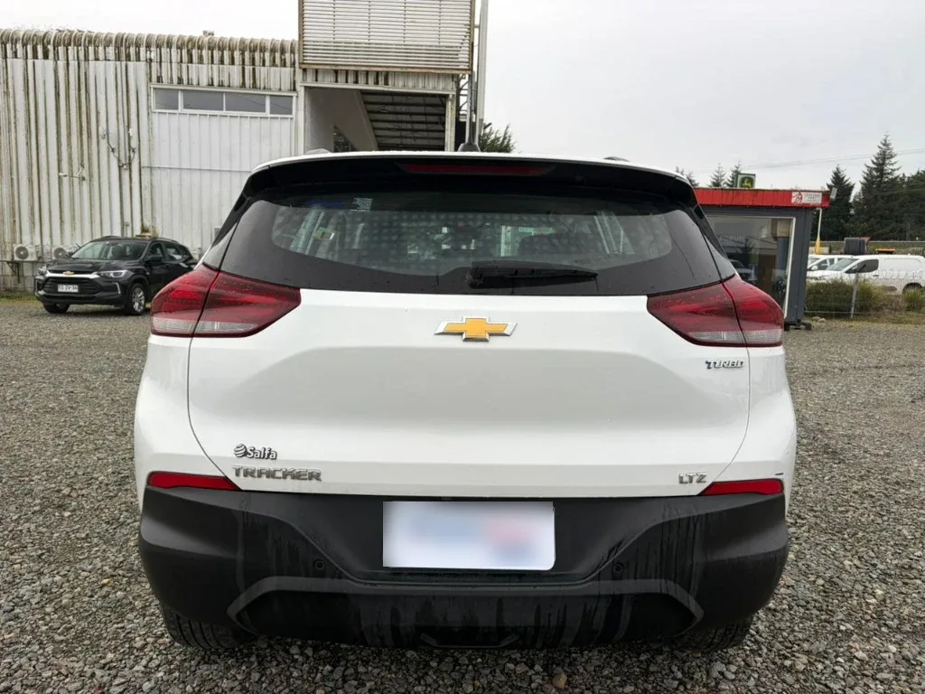 Chevrolet Tracker 1.2t Ltz R 4x2 At 5p año 2025
