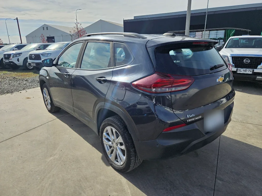 Chevrolet Tracker 1.2t Ltz R 4x2 At 5p año 2025