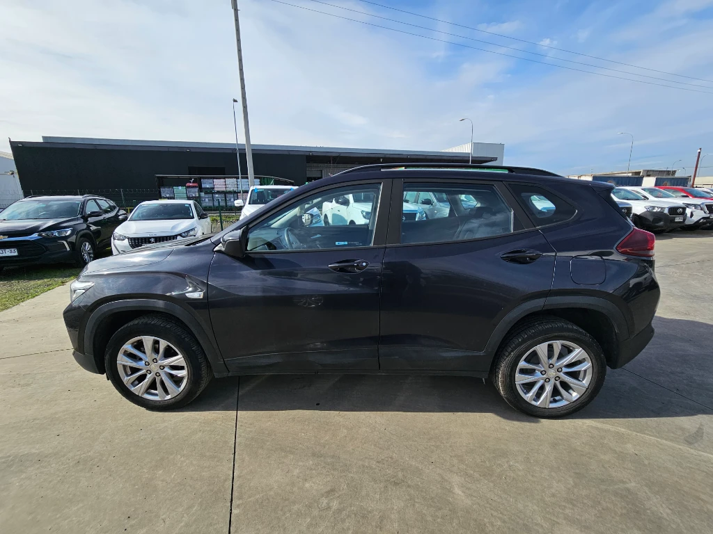 Chevrolet Tracker 1.2t Ltz R 4x2 At 5p año 2025