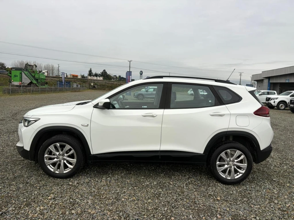 Chevrolet Tracker 1.2t Ltz R 4x2 At 5p año 2025