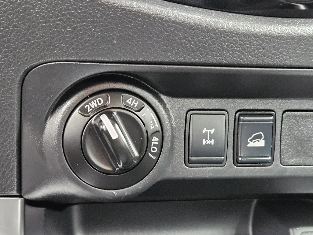 Nissan Navara Navara Dc 4x4 2.3tdi Xe año 2023
