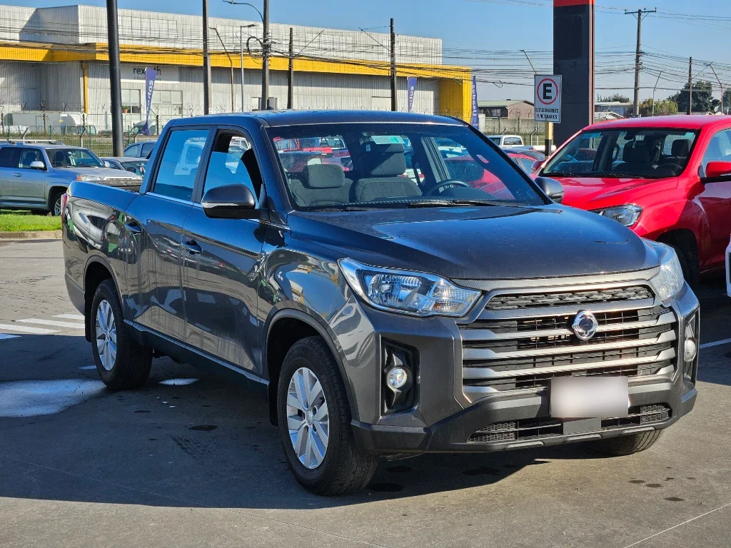 Ssangyong Grand Musso Grand Musso 2.2 4x2 Mt año 2023