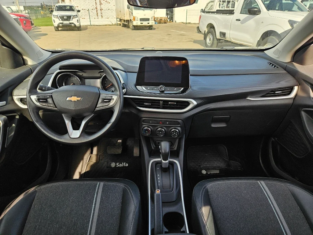 Chevrolet Tracker 1.2t Ltz R 4x2 At 5p año 2025