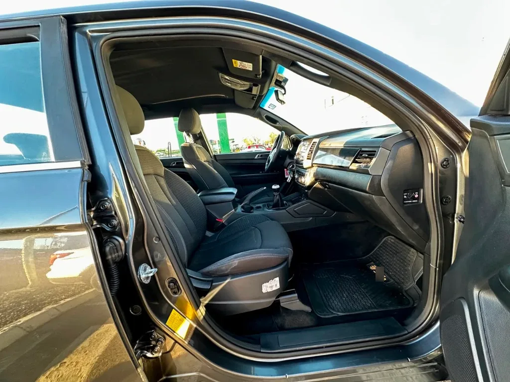 Ssangyong Grand Musso Grand Musso 2.2 4x2 Mt Full-Ql612 año 2023