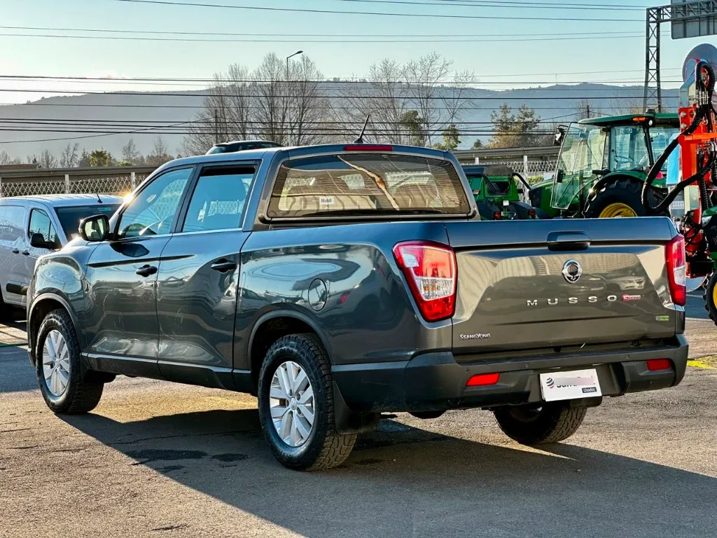 Ssangyong Grand Musso Grand Musso 2.2 4x2 Mt Full-Ql612 año 2023