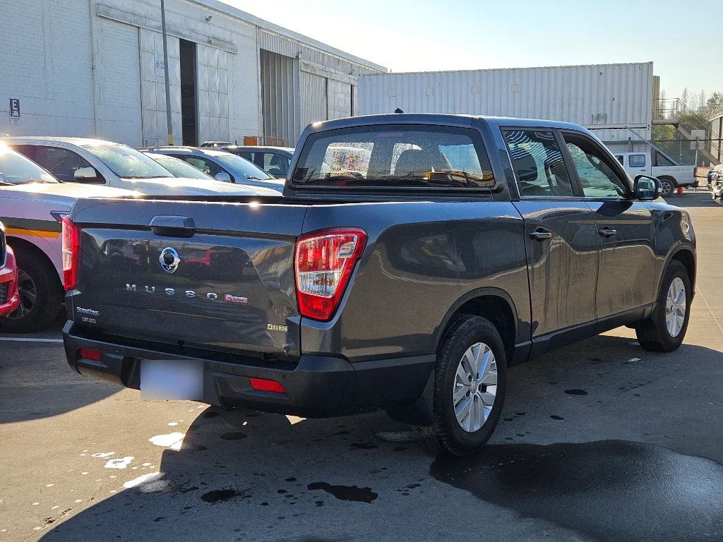Ssangyong Grand Musso Grand Musso 2.2 4x2 Mt año 2023